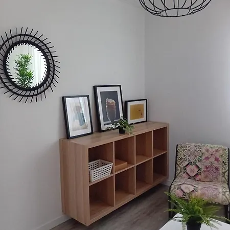 A Estrenar En Churruca * Виго